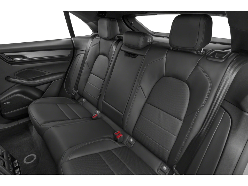 2026 Porsche Macan Electric - Image 12 of 15