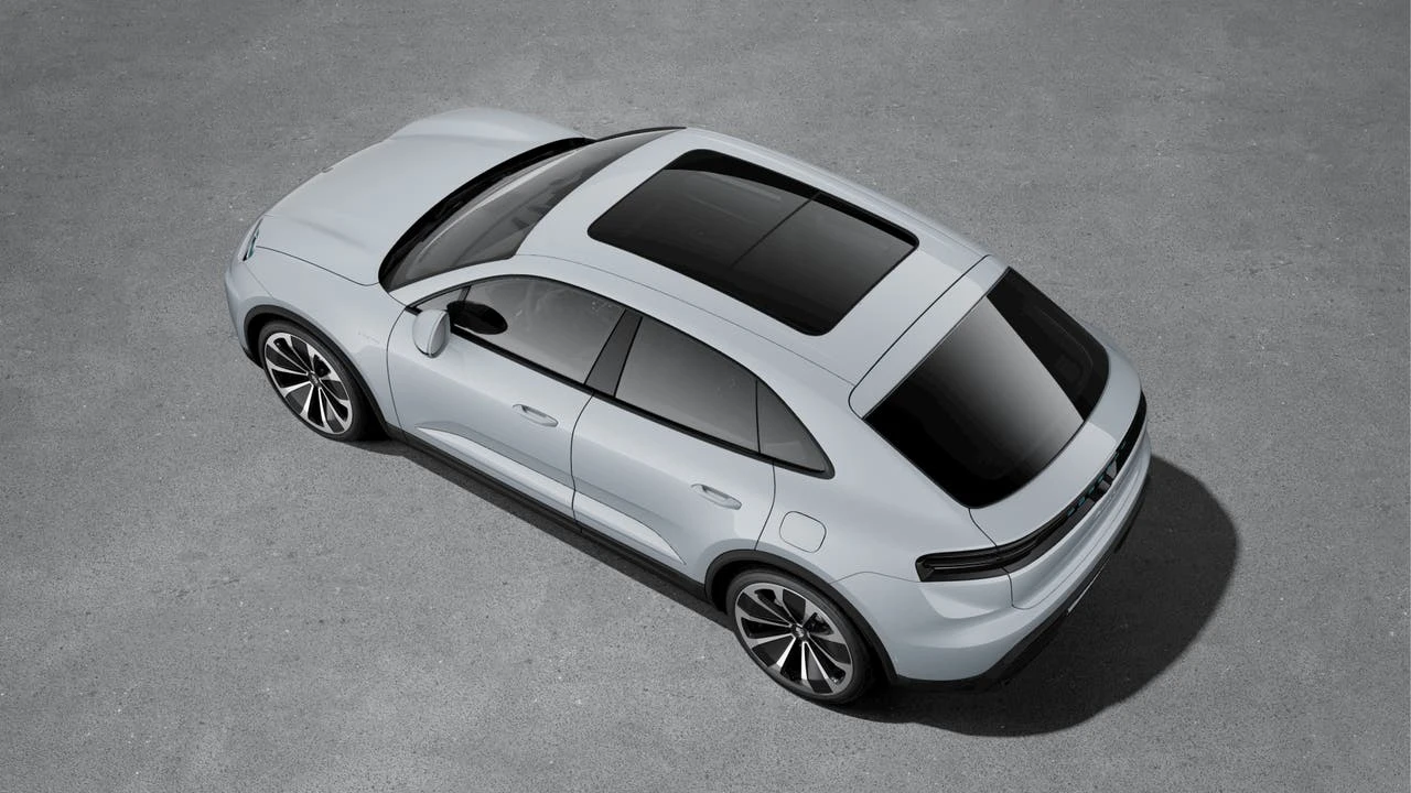 2026 Porsche Macan Electric - Image 4 of 10
