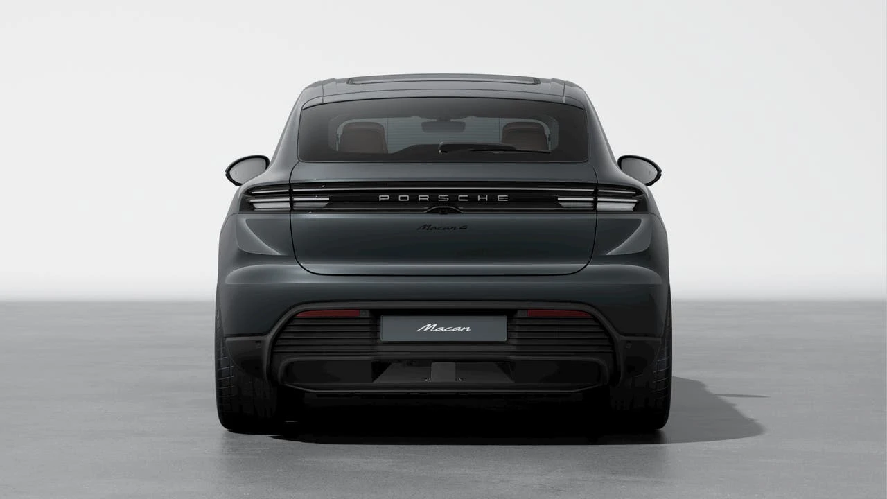2026 Porsche Macan Electric - Image 7 of 10