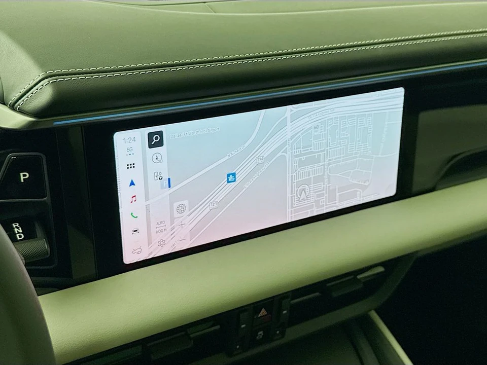 2026 Porsche Macan Electric - Image 19 of 31