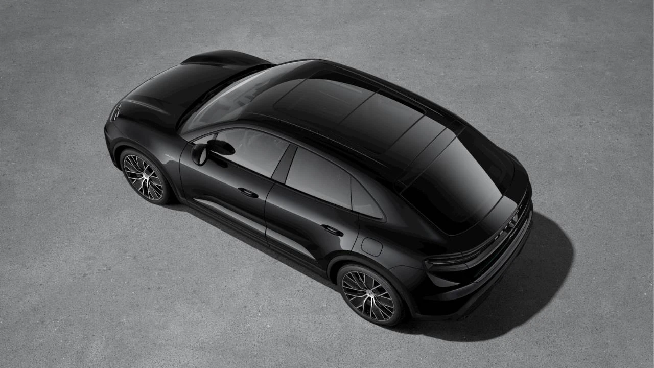 2026 Porsche Macan Electric - Image 4 of 10