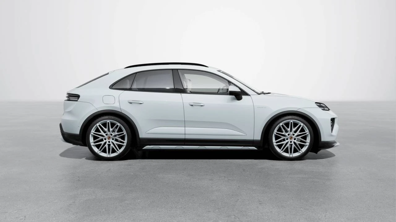2026 Porsche Macan Electric - Image 6 of 10