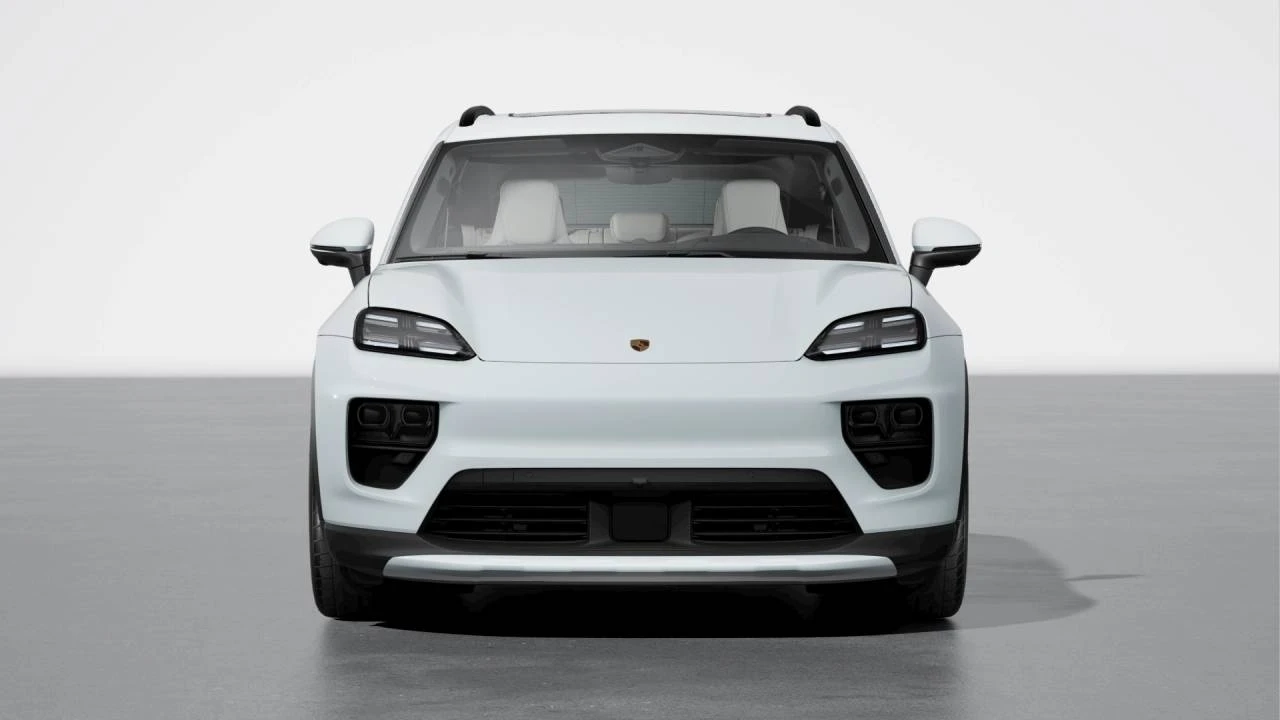 2026 Porsche Macan Electric - Image 8 of 10