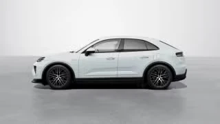 2026 Porsche Macan Electric - Image 9 of 31
