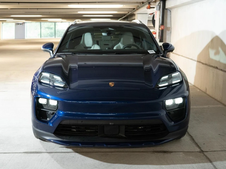 2026 Porsche Macan Electric - Image 6 of 29