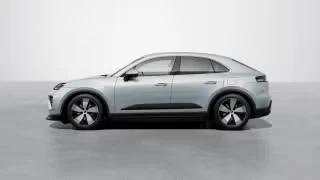2026 Porsche Macan - Image 9 of 30