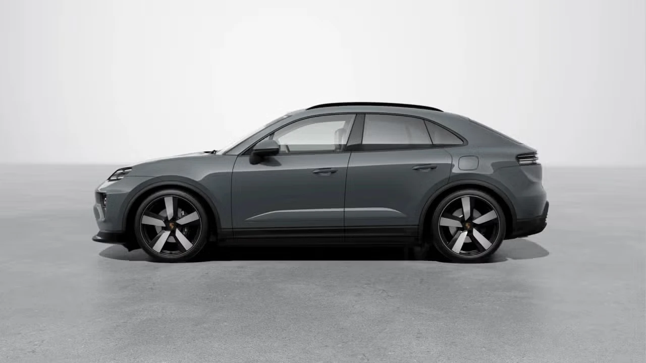 2026 Porsche Macan Electric - Image 12 of 31