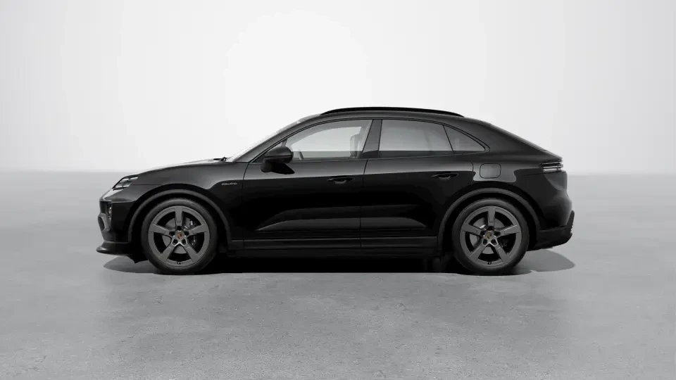 2026 Porsche Macan Electric - Image 15 of 30