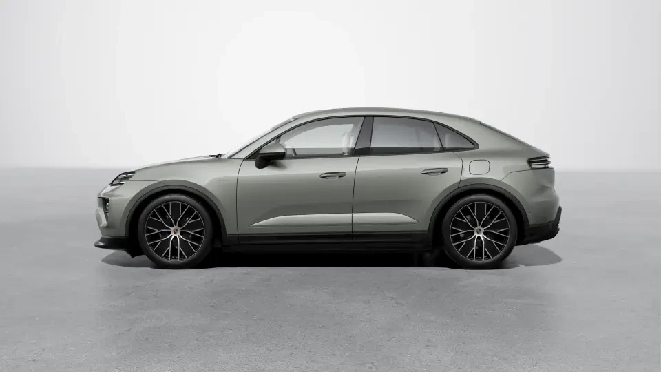 2026 Porsche Macan Electric - Image 15 of 30