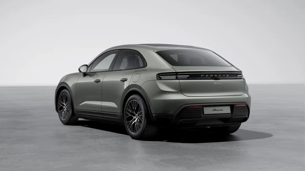 2026 Porsche Macan Electric - Image 20 of 30