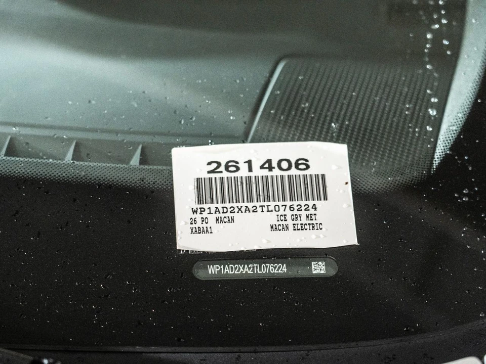 2026 Porsche Macan Electric - Image 27 of 27