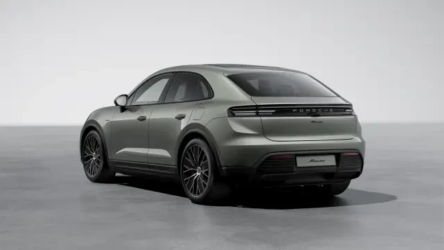 2026 Porsche Macan Electric - Image 22 of 31