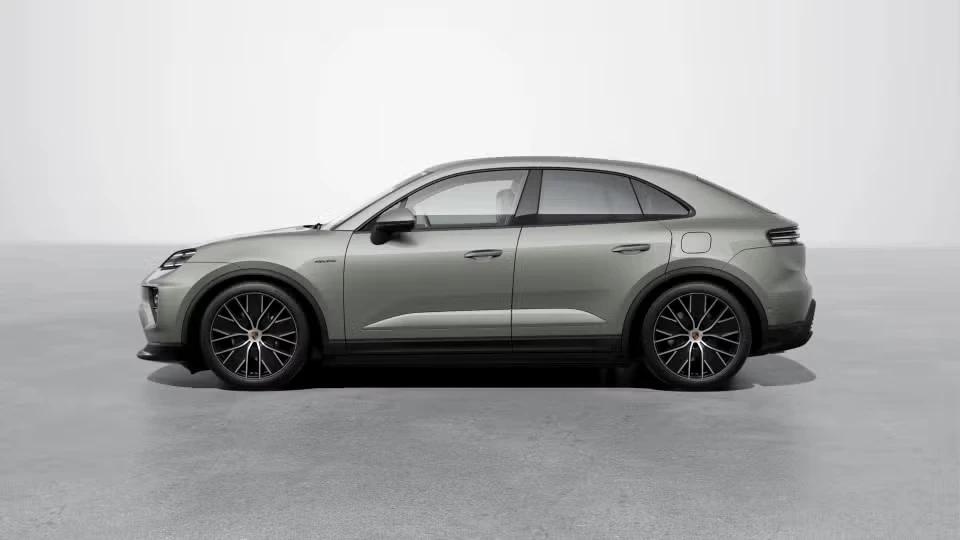 2026 Porsche Macan Electric - Image 11 of 31