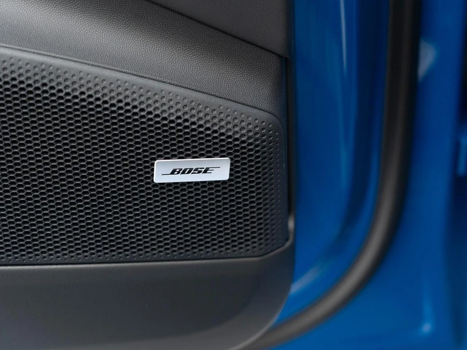 2026 Porsche Macan Electric - Image 22 of 31