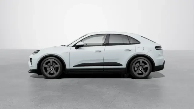 2026 Porsche Macan Electric - Image 14 of 30