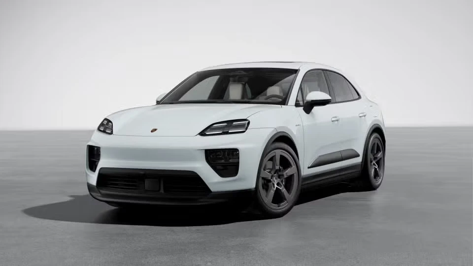 2026 Porsche Macan Electric - Image 3 of 30
