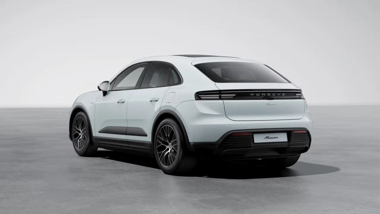 2026 Porsche Macan Electric - Image 20 of 30