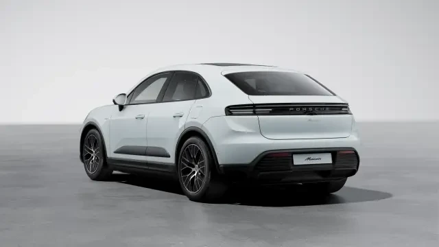 2026 Porsche Macan Electric - Image 22 of 30