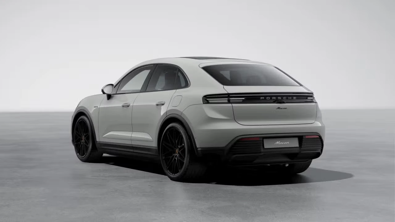 2026 Porsche Macan Electric - Image 20 of 30