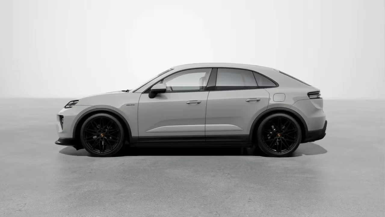 2026 Porsche Macan Electric - Image 12 of 30
