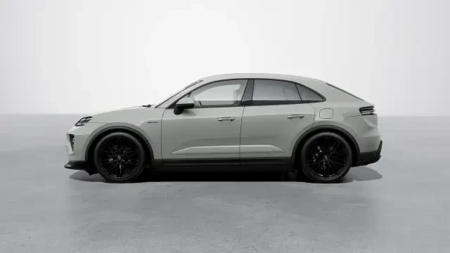 2026 Porsche Macan Electric - Image 14 of 30