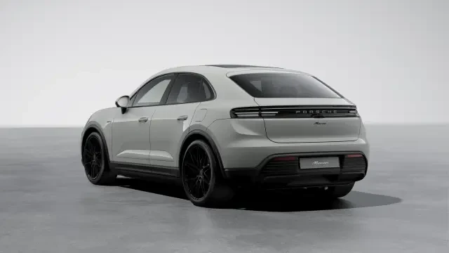 2026 Porsche Macan Electric - Image 22 of 30