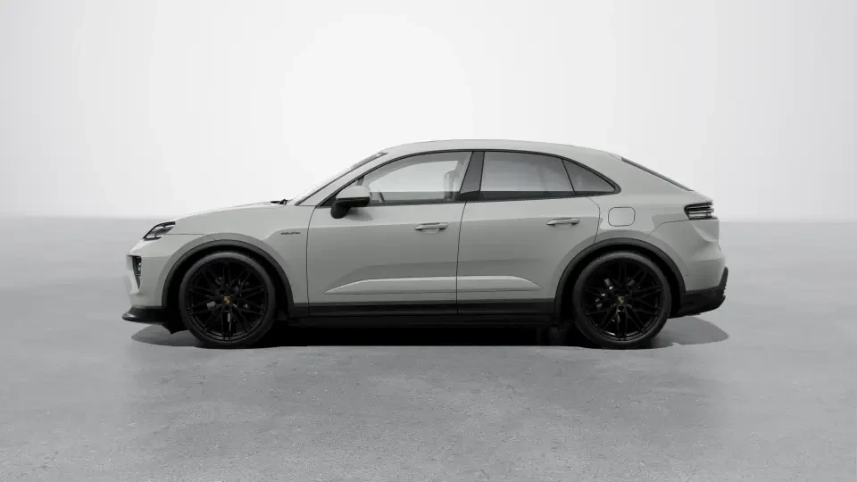2026 Porsche Macan Electric - Image 15 of 30