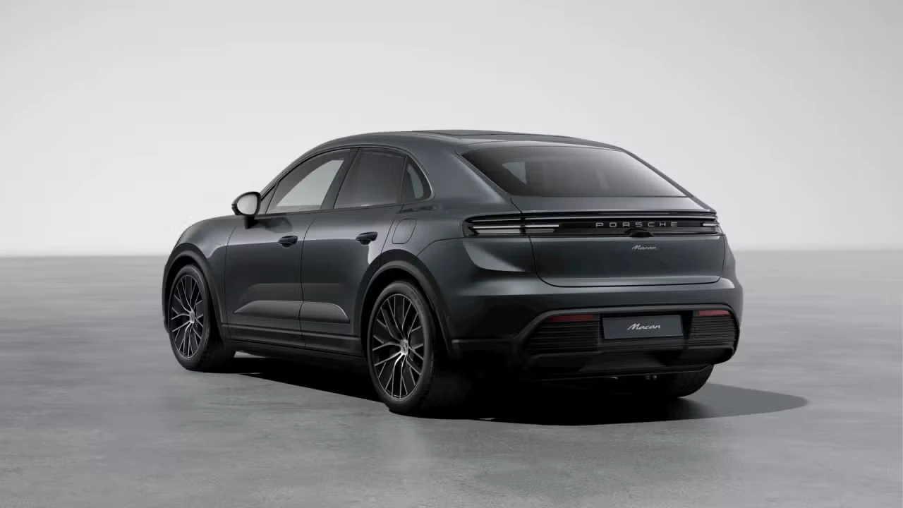 2026 Porsche Macan Electric - Image 20 of 30