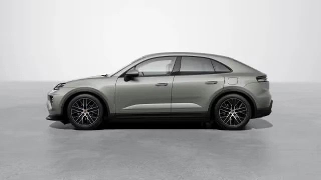 2026 Porsche Macan Electric - Image 10 of 30