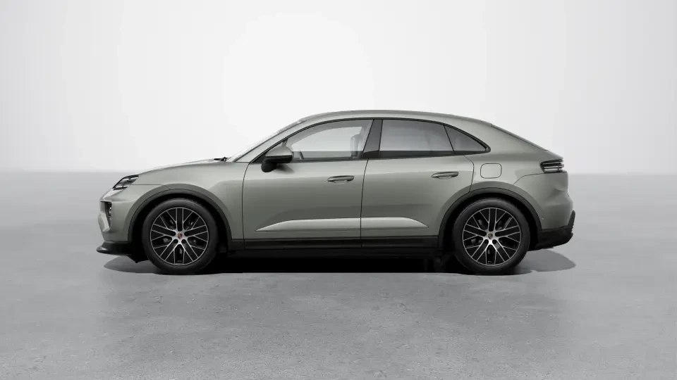 2026 Porsche Macan Electric - Image 15 of 30