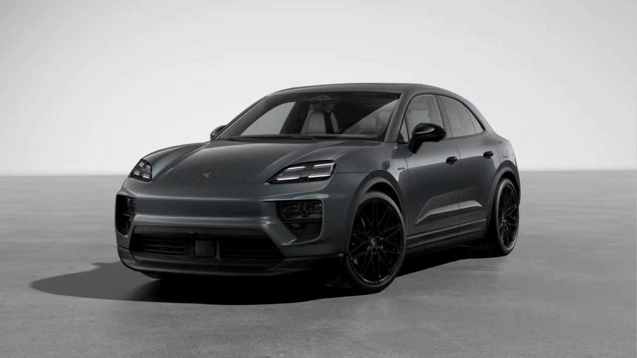 2026 Porsche Macan Electric - Image 4 of 31