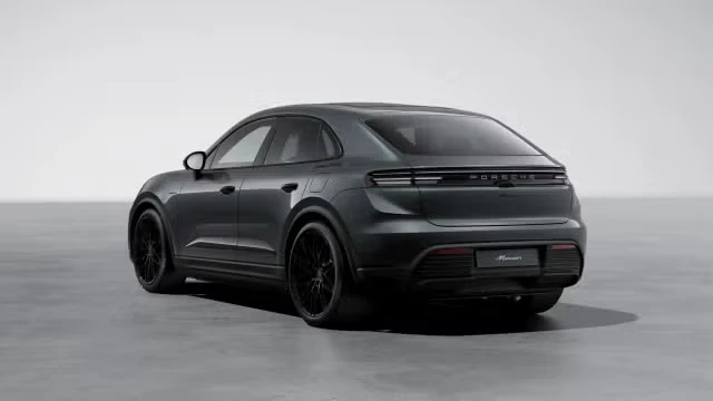 2026 Porsche Macan Electric - Image 18 of 31