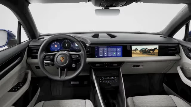 2026 Porsche Macan - Image 26 of 30