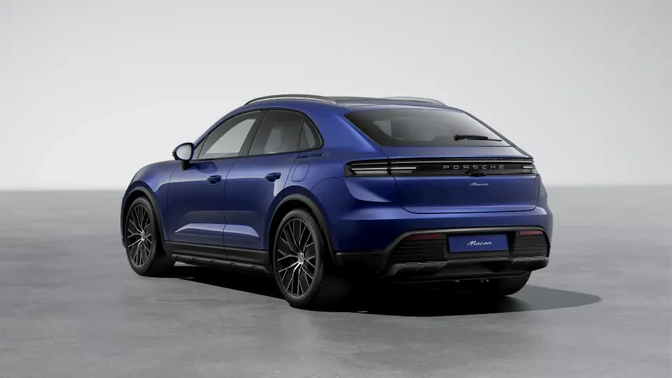 2026 Porsche Macan - Image 23 of 30