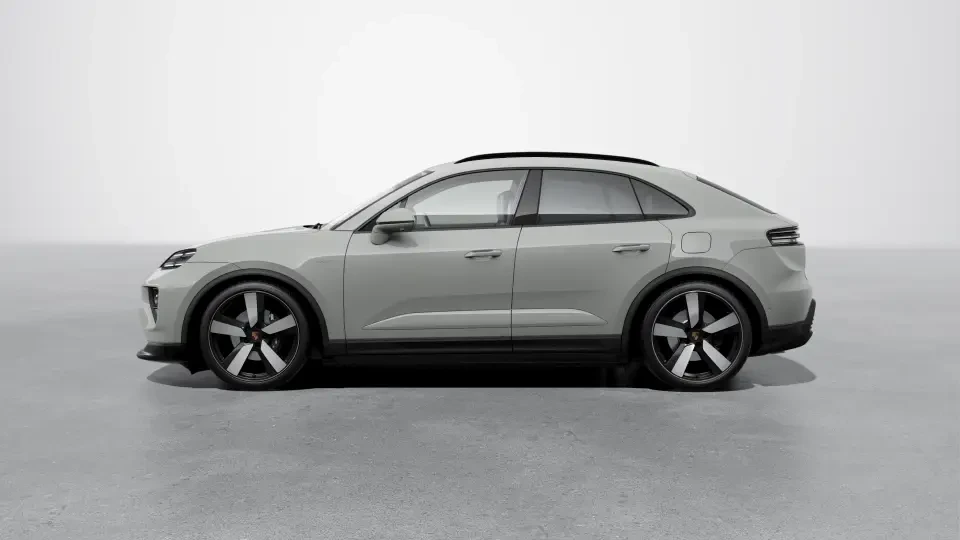 2026 Porsche Macan Electric - Image 15 of 30
