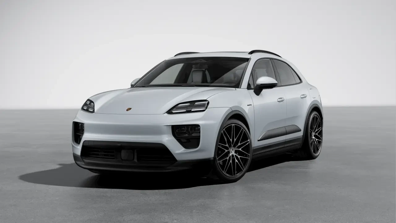 2026 Porsche Macan Electric - Image 8 of 31