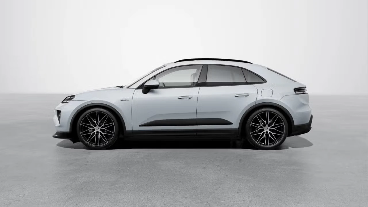 2026 Porsche Macan Electric - Image 12 of 31