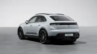 2026 Porsche Macan Electric - Image 21 of 31