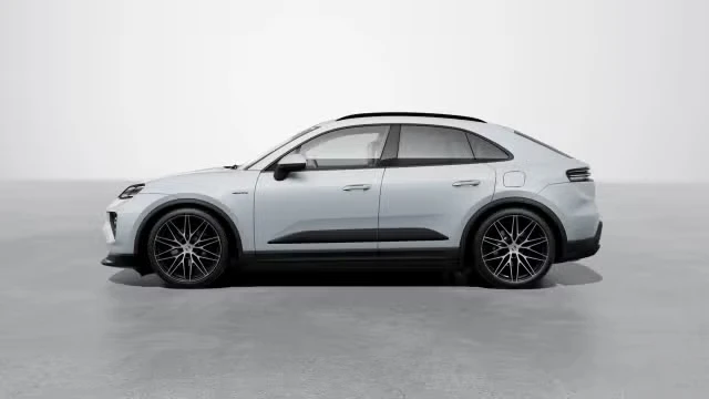 2026 Porsche Macan Electric - Image 10 of 31