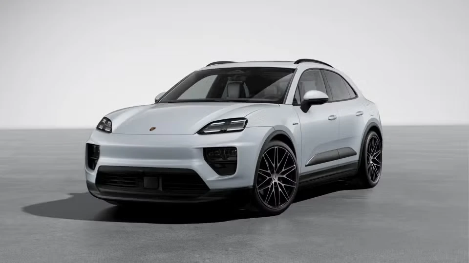 2026 Porsche Macan Electric - Image 3 of 31