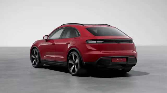2026 Porsche Macan Electric - Image 18 of 31