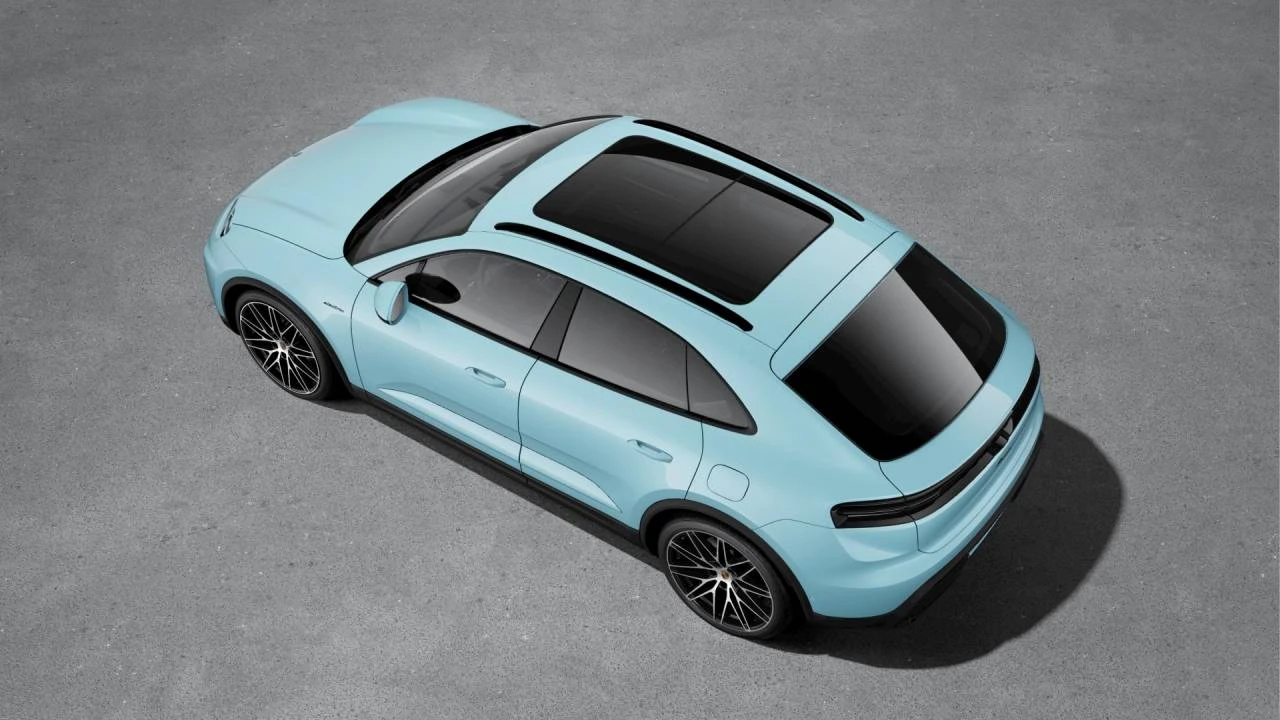 2026 Porsche Macan Electric - Image 4 of 10