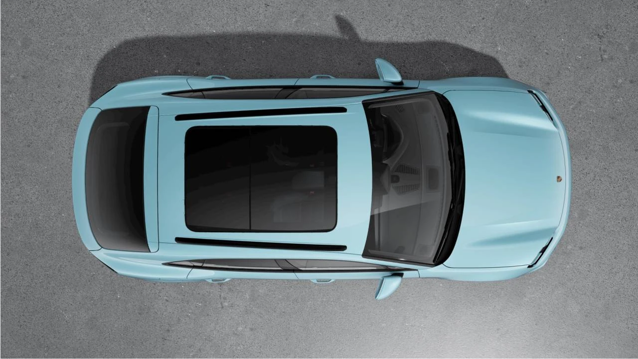 2026 Porsche Macan Electric - Image 5 of 10
