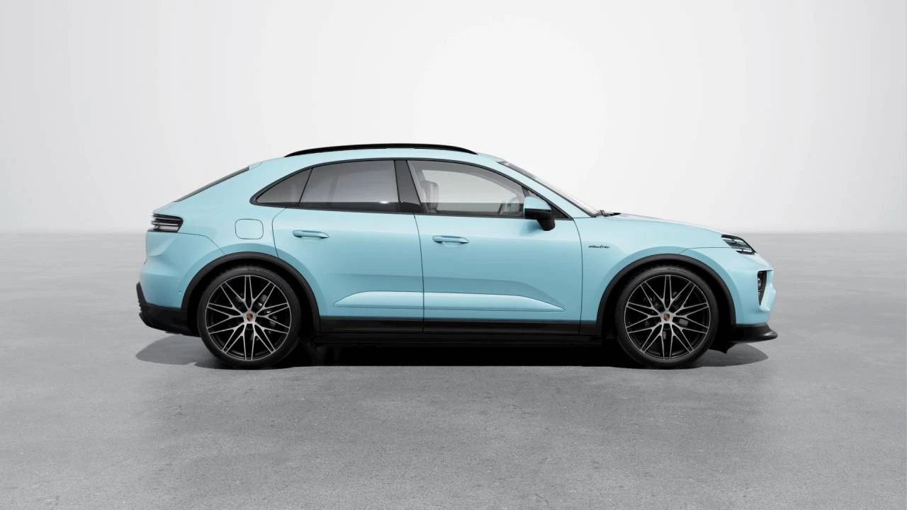 2026 Porsche Macan Electric - Image 6 of 10