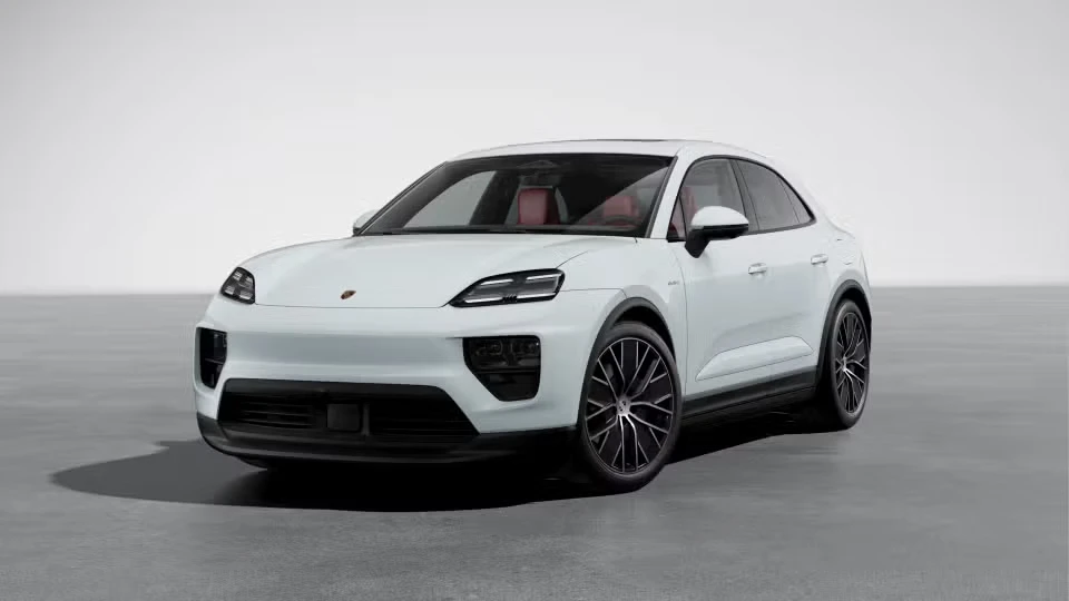 2026 Porsche Macan Electric - Image 3 of 31