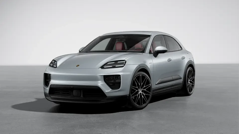 2026 Porsche Macan Electric - Image 7 of 30