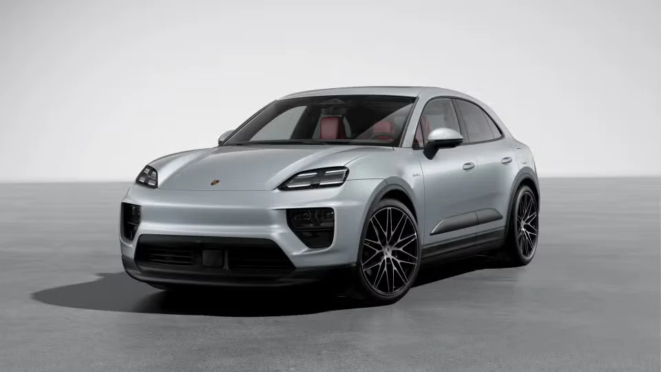 2026 Porsche Macan Electric - Image 3 of 30
