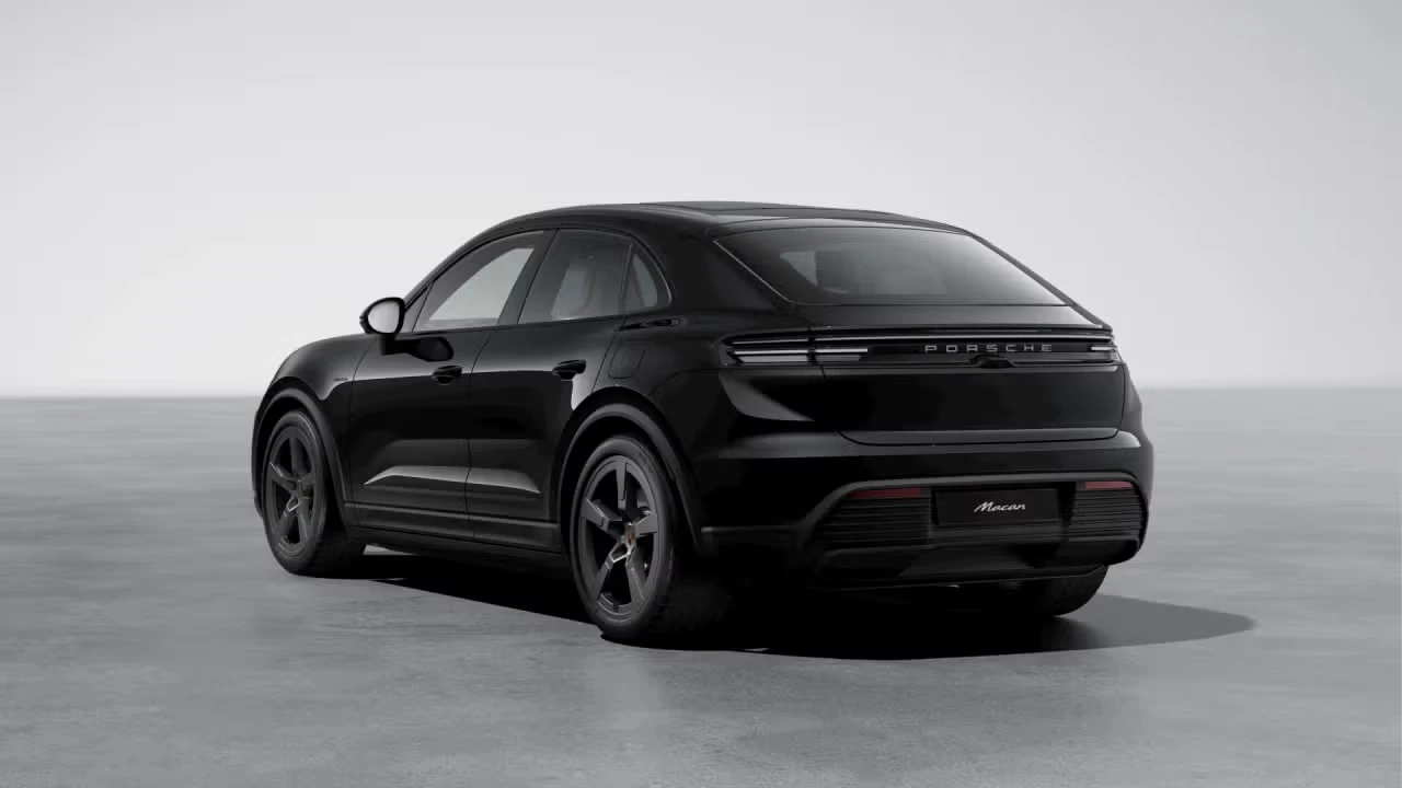 2026 Porsche Macan Electric - Image 20 of 30