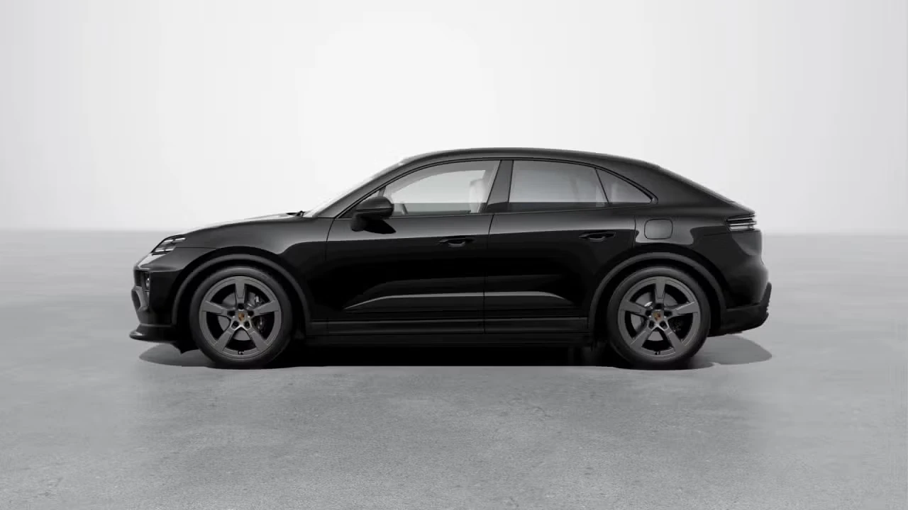 2026 Porsche Macan Electric - Image 12 of 30