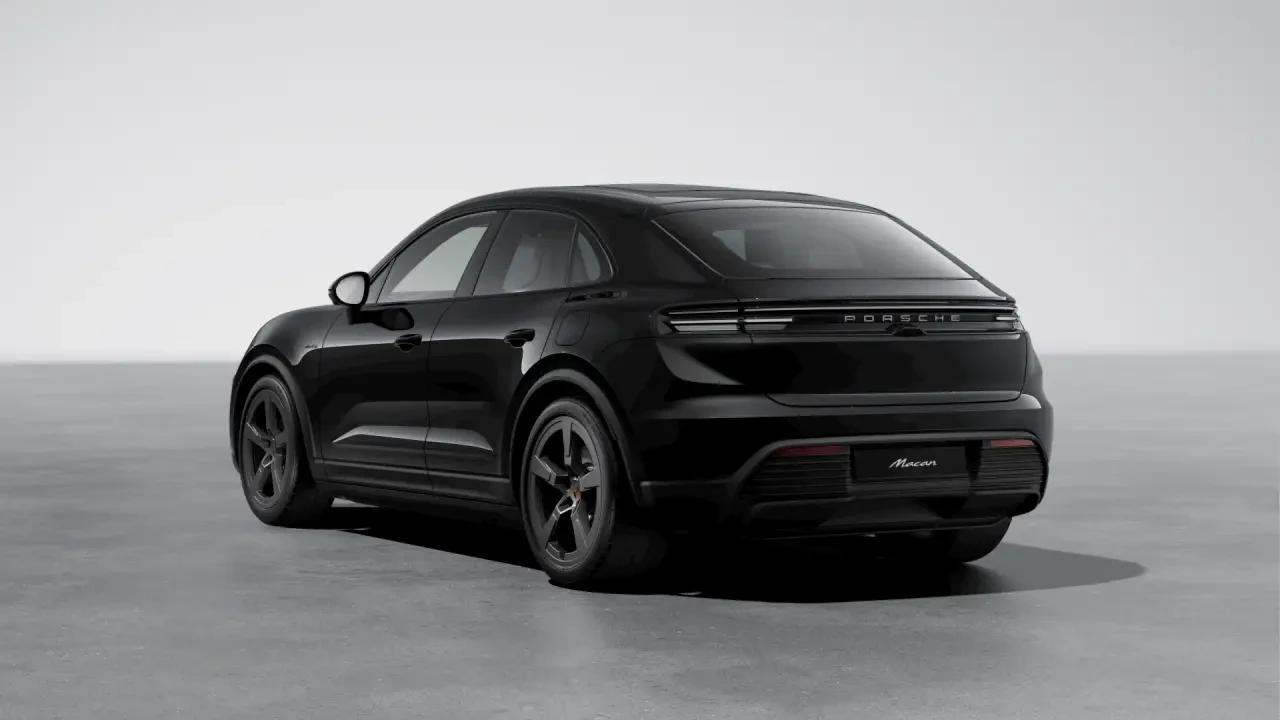 2026 Porsche Macan Electric - Image 24 of 30